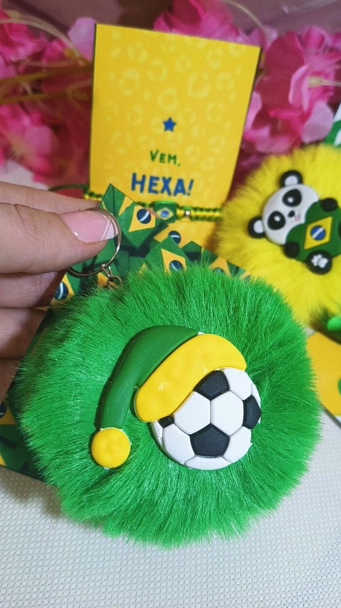 🇧🇷 Chaveiro pompom Copa do mundo 💚✨ - Foto 4