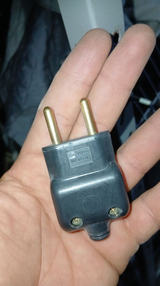 Plug macho - Foto 1