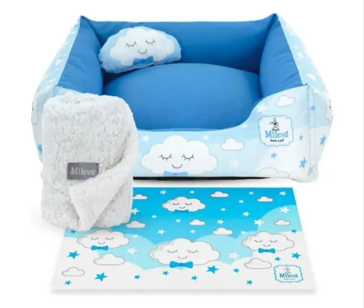 Cama Pet Oxford + Coberdrom + Tapete Estampado 04 Peças - Nuvem Azul - Vip 1