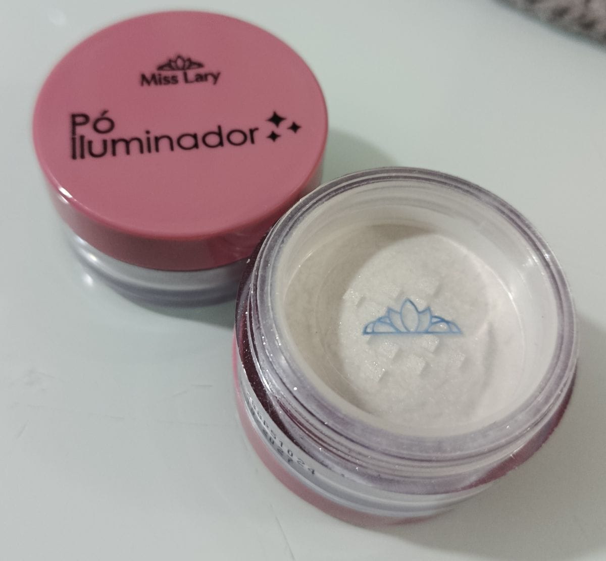 Pó iluminador brilho de diamante. - Foto 1
