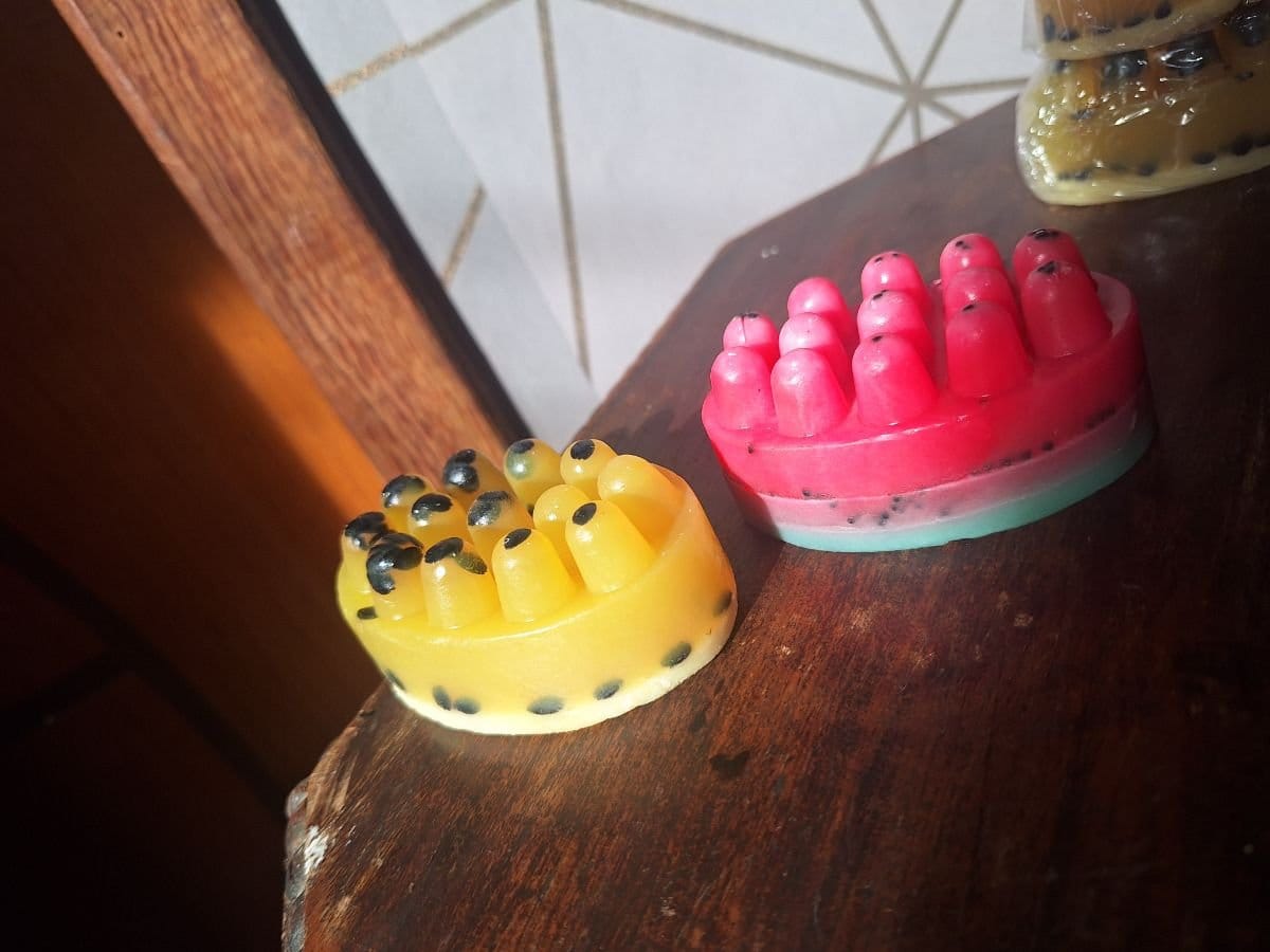 Sabonete massageador artesanal 100g, valor por unidade. - Foto 2