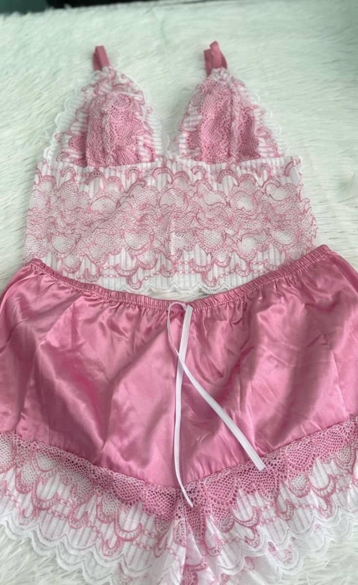 Baby Doll cetim rosa ciclete
