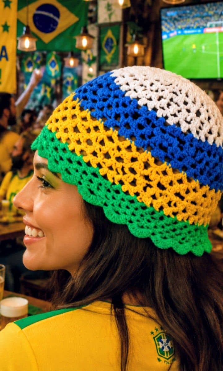 Touca vazada de crochê