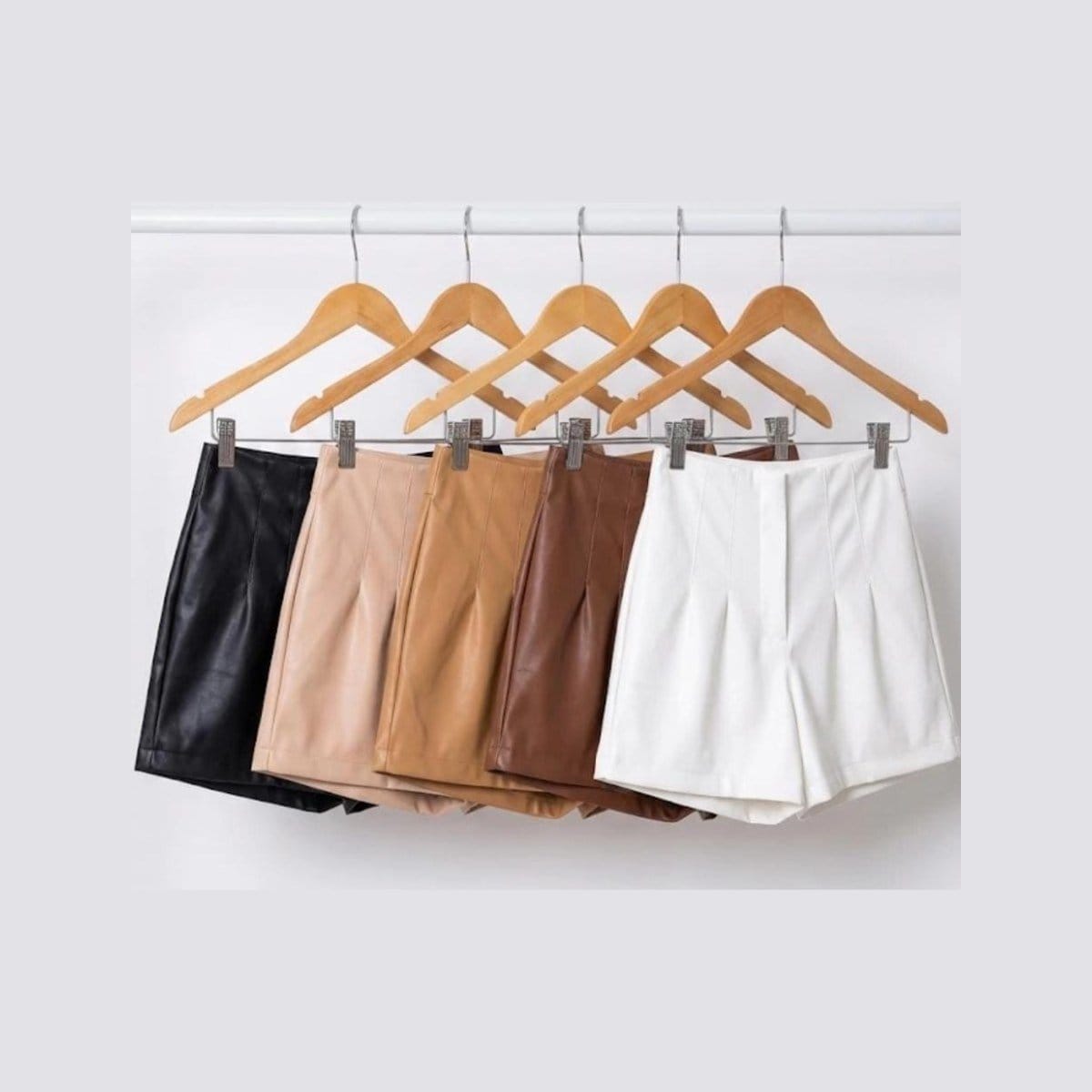 Short Zara Couro - Foto 1
