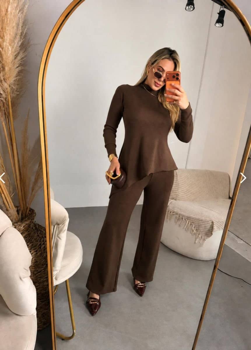 Conjunto Assimétrico Paloma Manga Longa