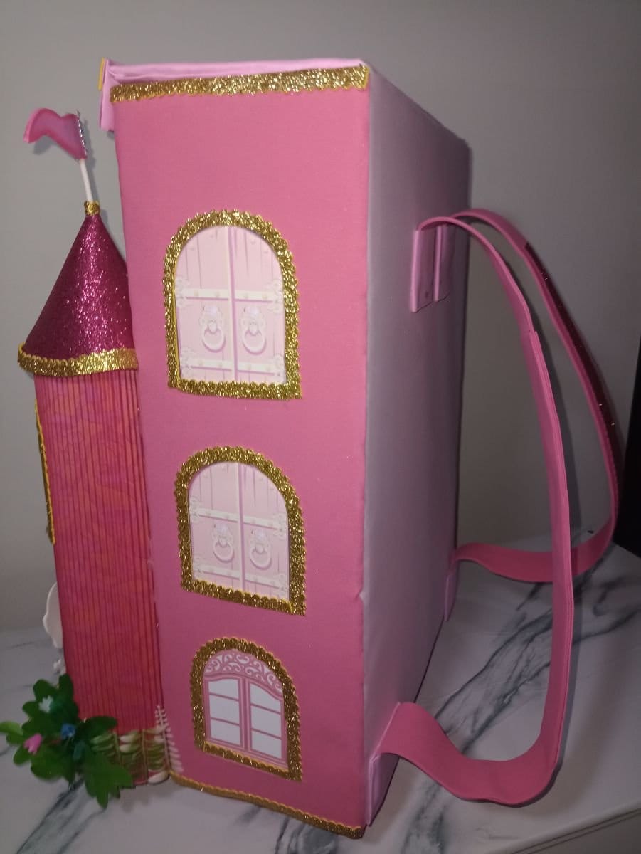 MOCHILA MALUCA "AS PRINCESAS" - Foto 3