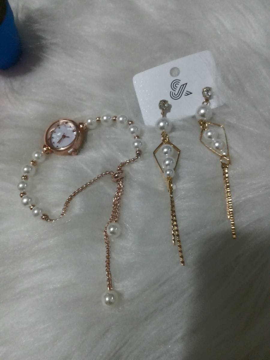 Conjunto de Brincos e Relógio - Foto 2