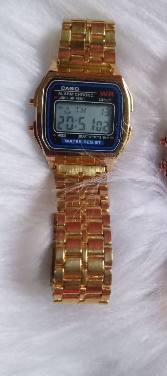 Relógio Cássio Feminino Dourado - Foto 2