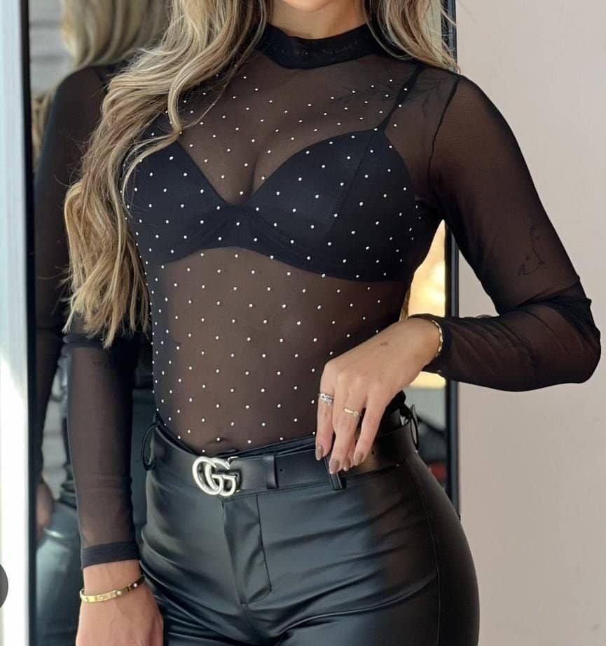 Blusa de tule