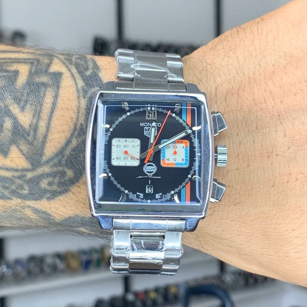 🔥*FUNCIONAL*🔥 *MODELO TAG HEUER MONACO*⌚️ *1 LINHA* *FUNCIONAL* *A BATERIA* *RESISTENTE A RESPINGOS DAGUA* *CAIXA EM AÇO* *PULSEIRA EM AÇO* *LINDO DEMAIS*😍 - Foto 1