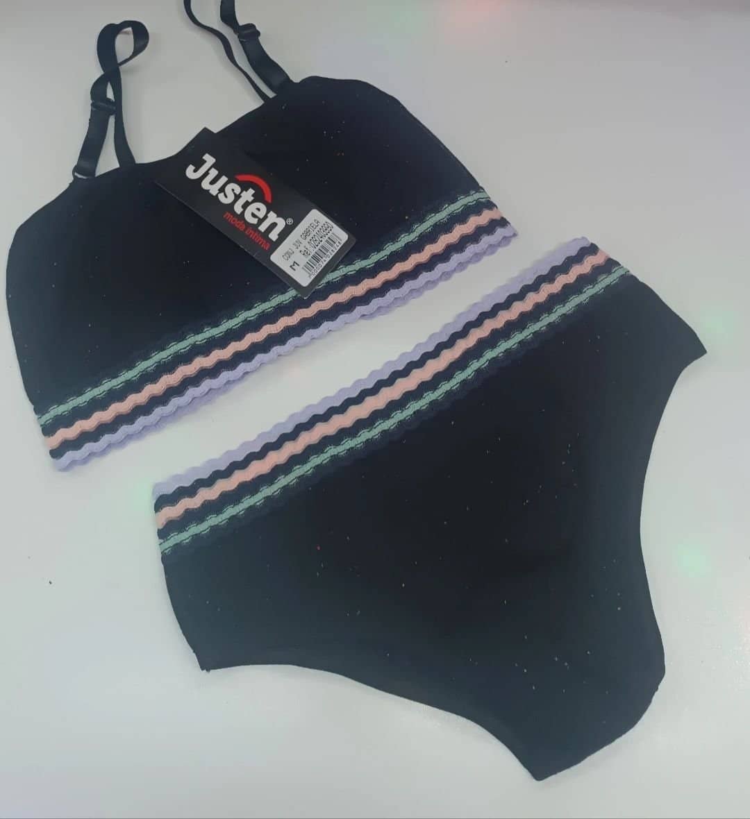 Conjunto juvenil Gabriela