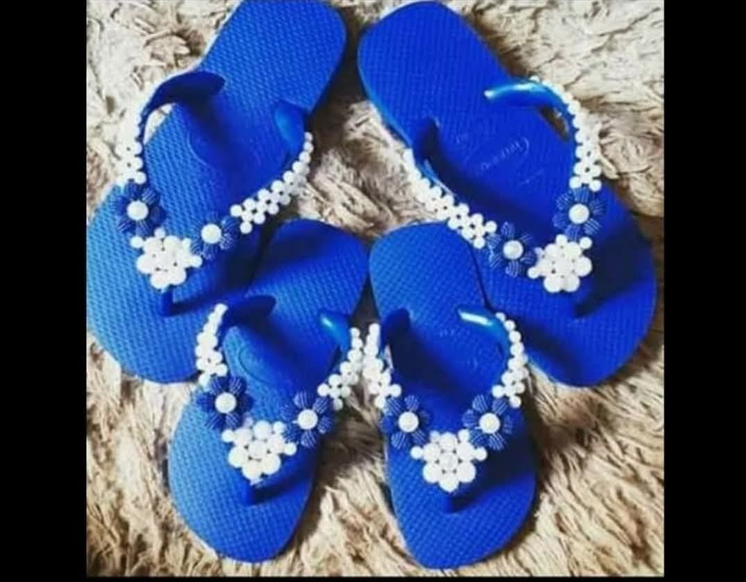 Chinelo Havaianas Personalizado Azul Royal Buquê Floral