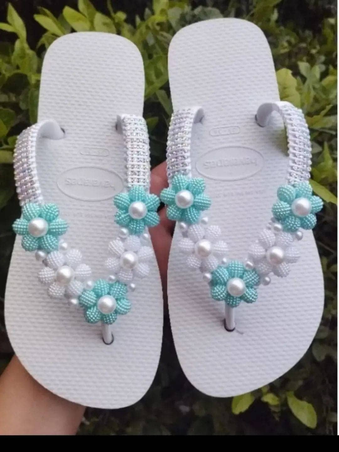 Chinelo Havaianas Personalizado Strass Prata & Flores Turquesa