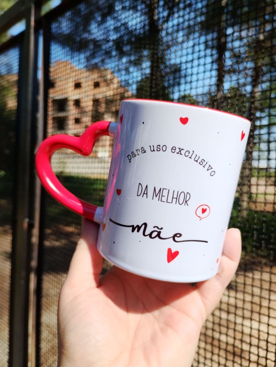 Caneca alça coração