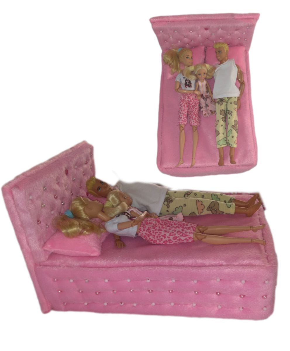 Cama de luxo tipo casal para boneca até 30cm - Foto 6