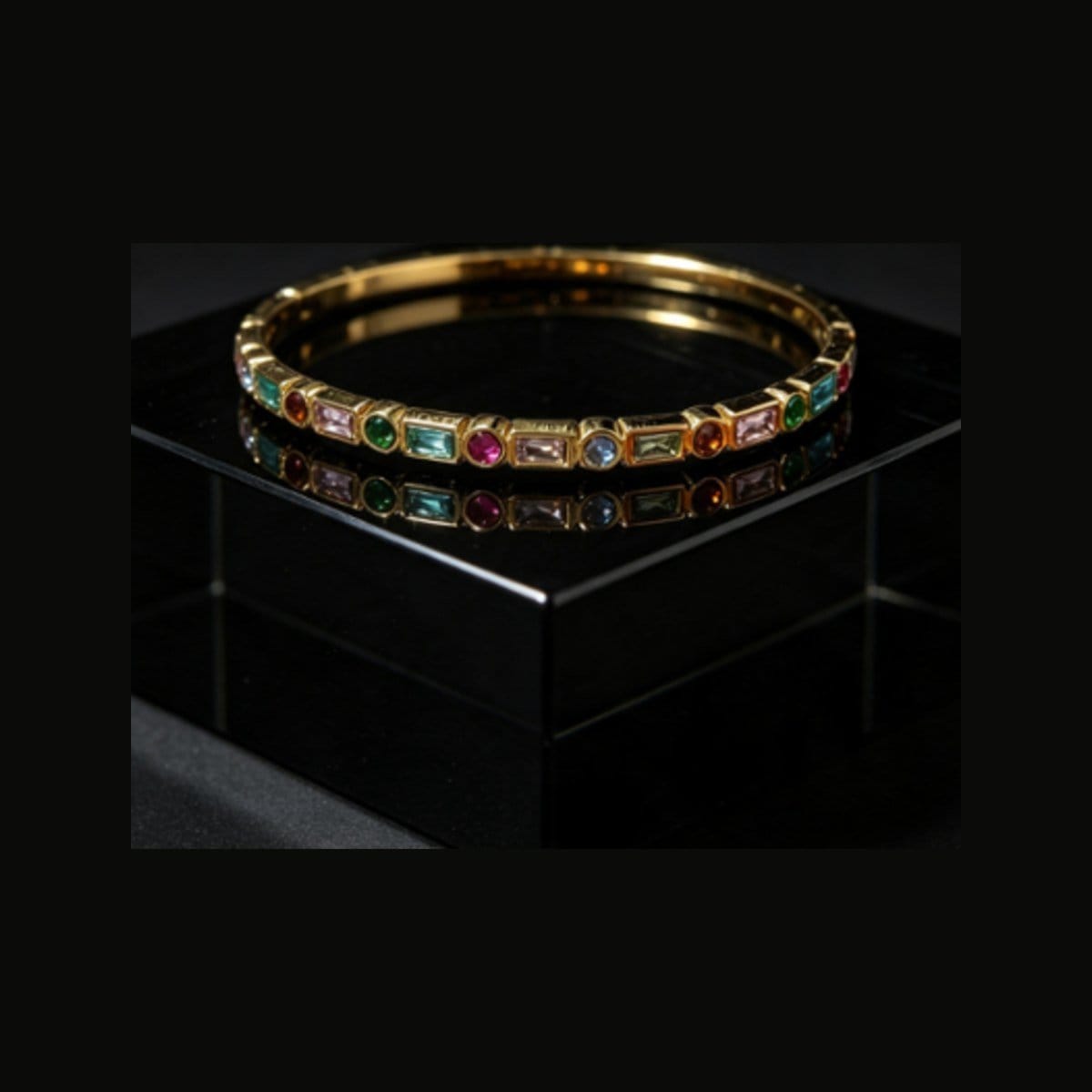 Bracelete aço inox dourado banhado ouro 18k com Pedras de zircônias coloridas - Foto 2