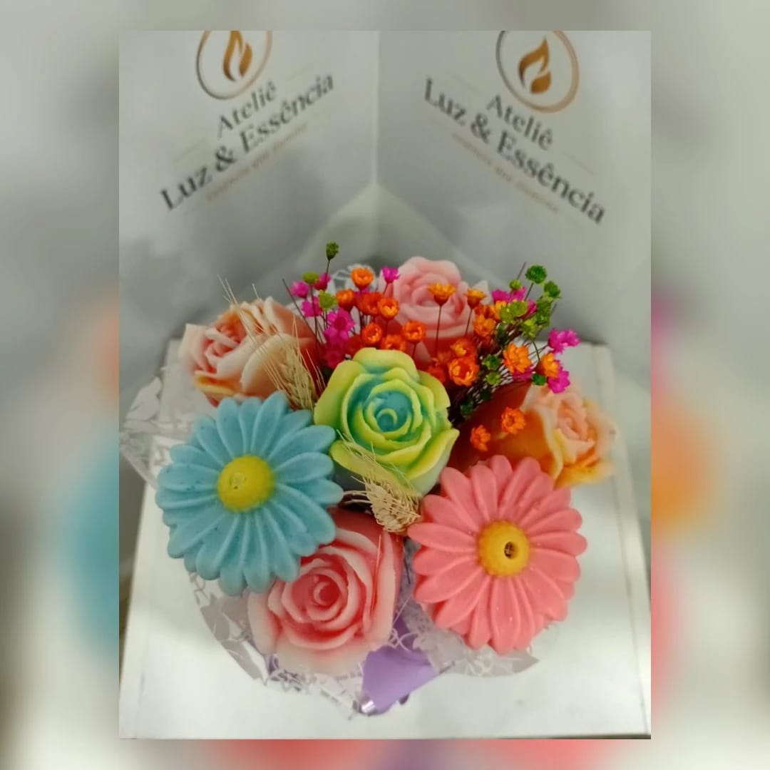 Buquê Flores em Vela - Foto 1