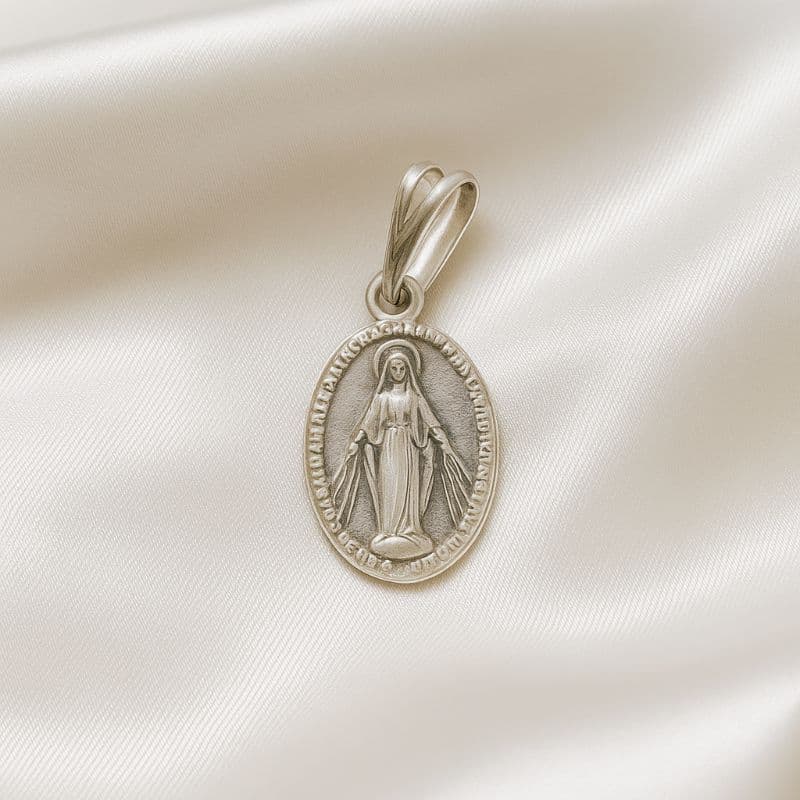 Pingente Medalha Santa PQ