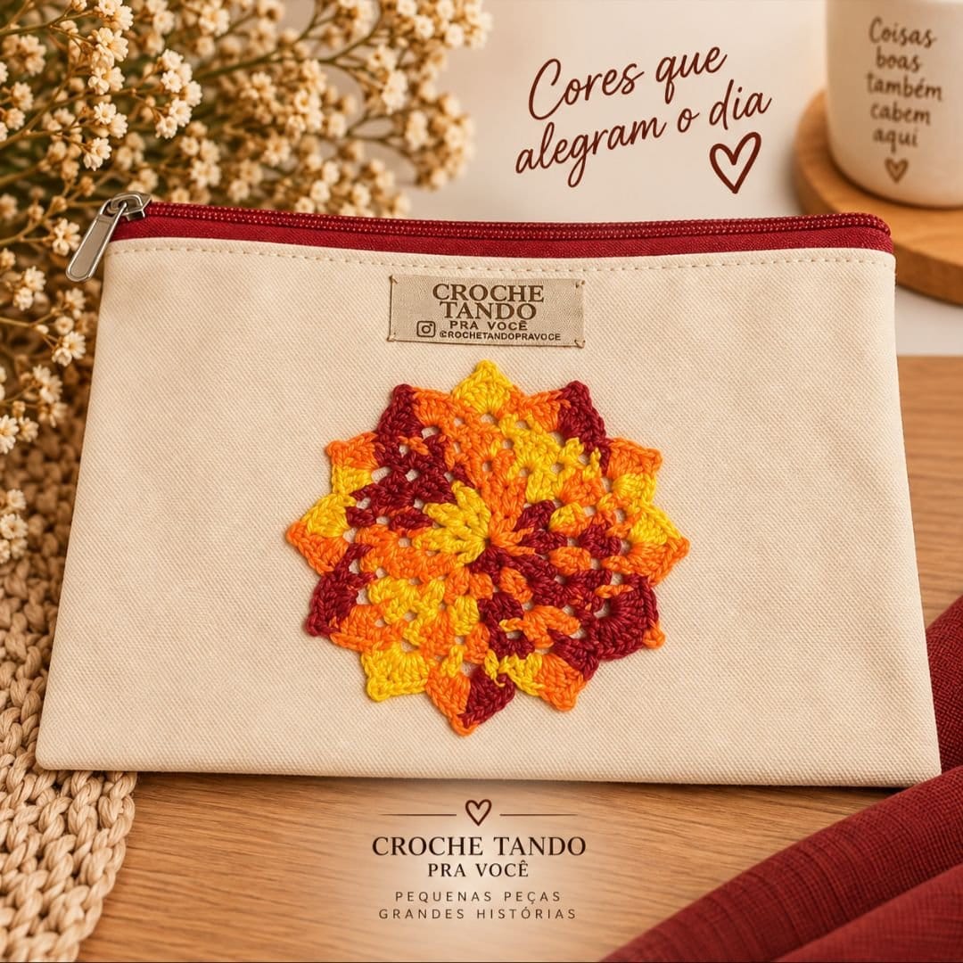 Necessaire 15x20 com aplicação em crochê - Foto 1