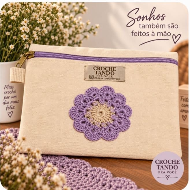 Necessaire 15x20 com aplicação em crochê - Foto 1