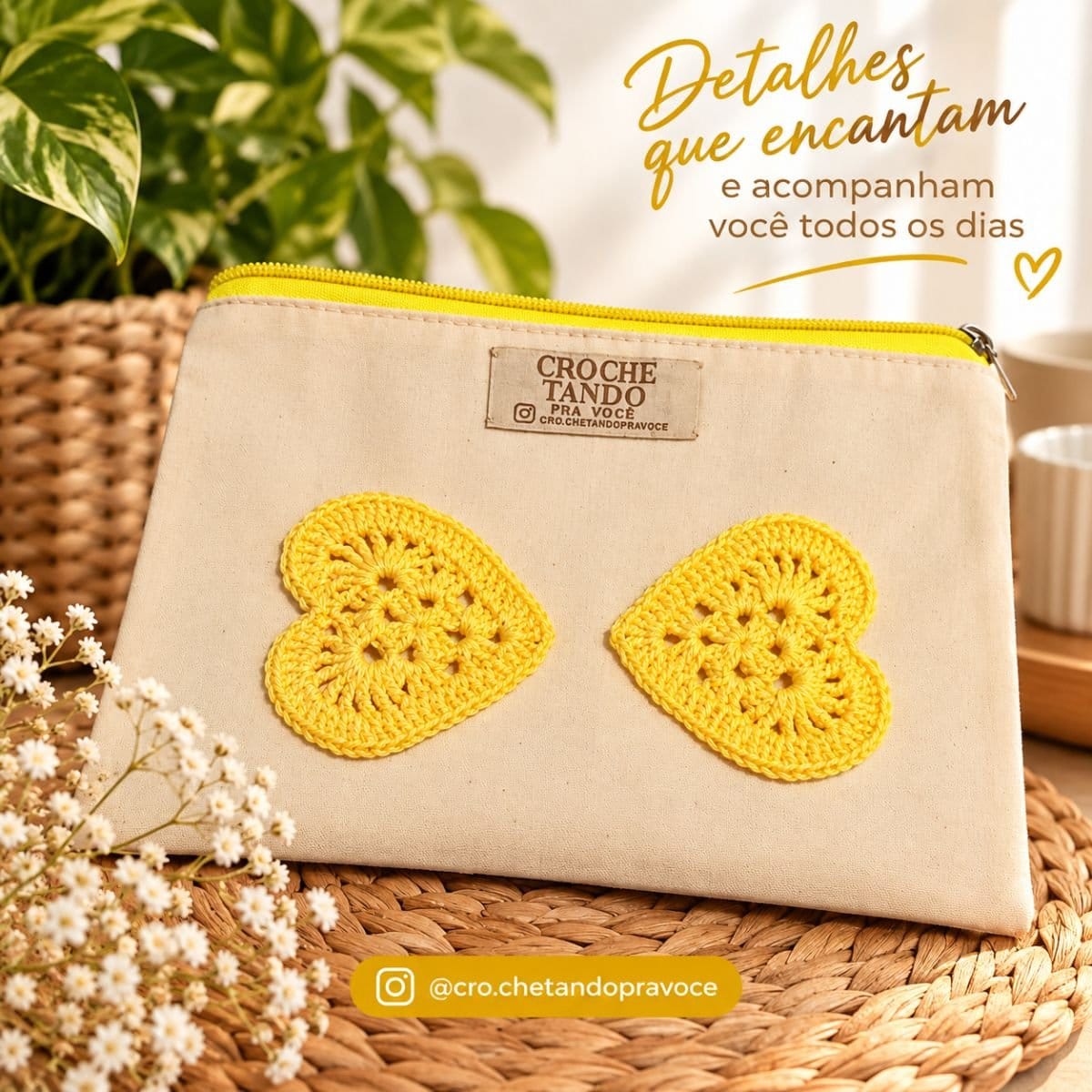 Necessaire 15x20 com aplicação em crochê - Foto 1