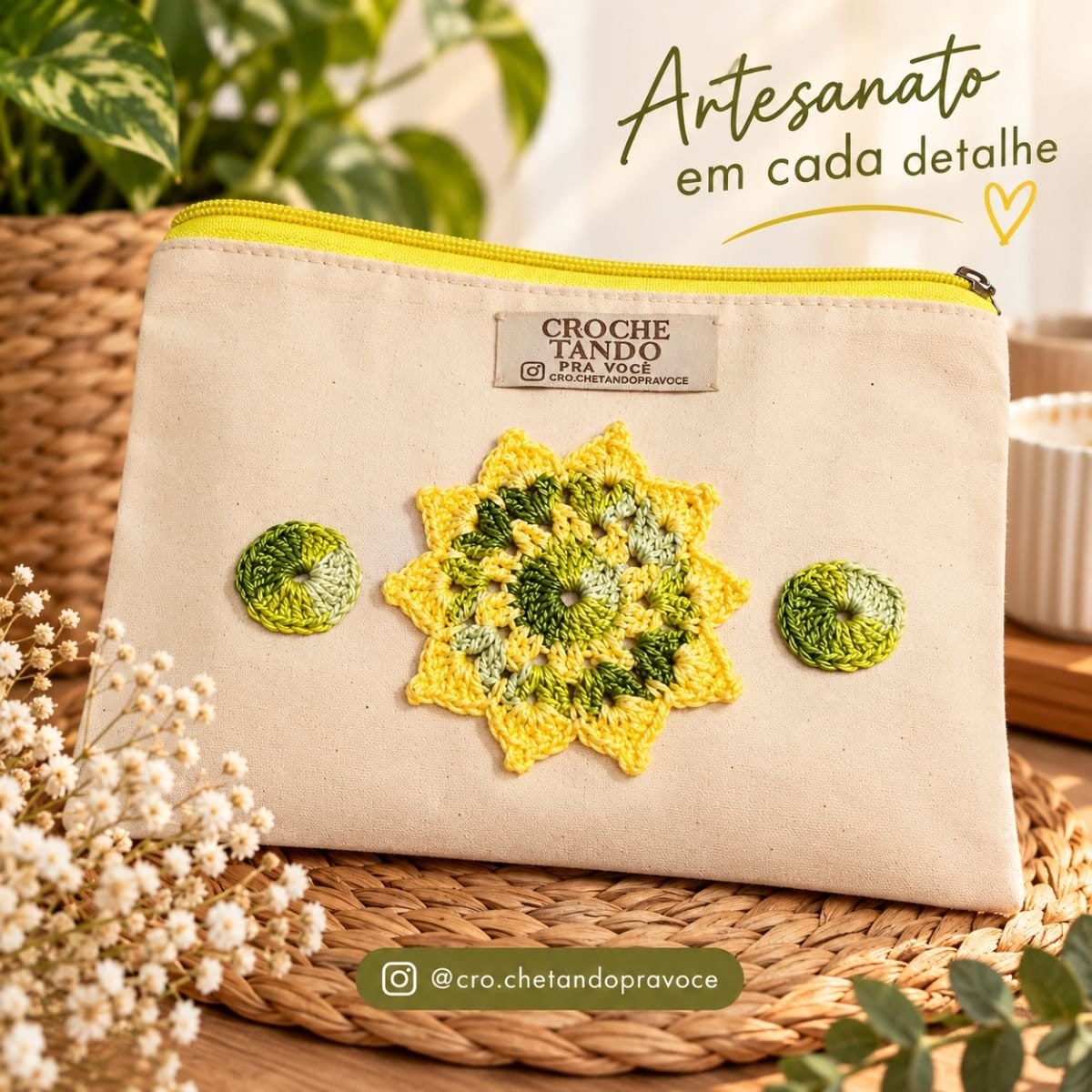 Necessaire 15x20 com aplicação em crochê - Foto 1