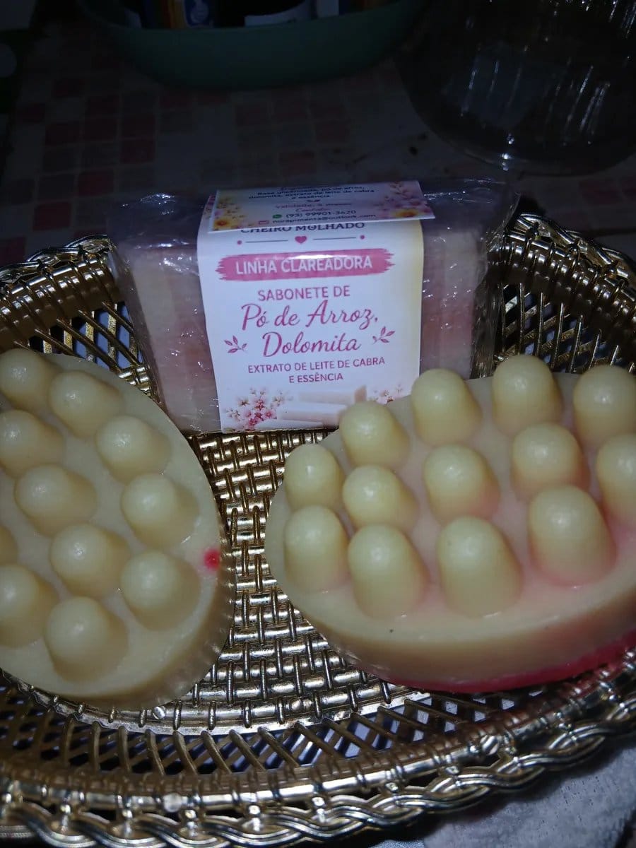 Sabonete artesanal: Linha Clareadora: Sabonete de Pó de arroz e dolomita - Foto 1