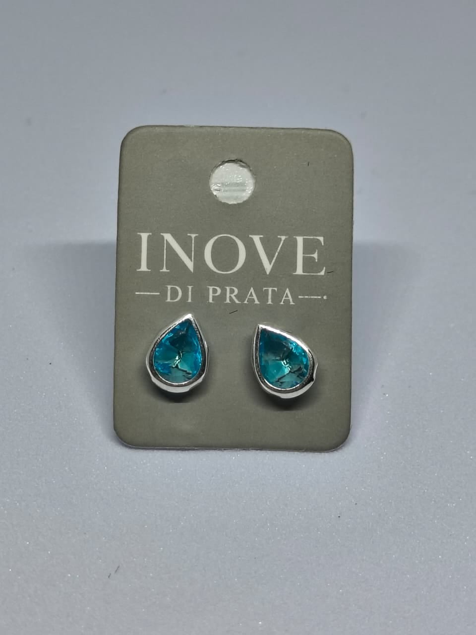 Brinco Ponto de Luz Gota Azul Claro – Inove Di Prata - Foto 1