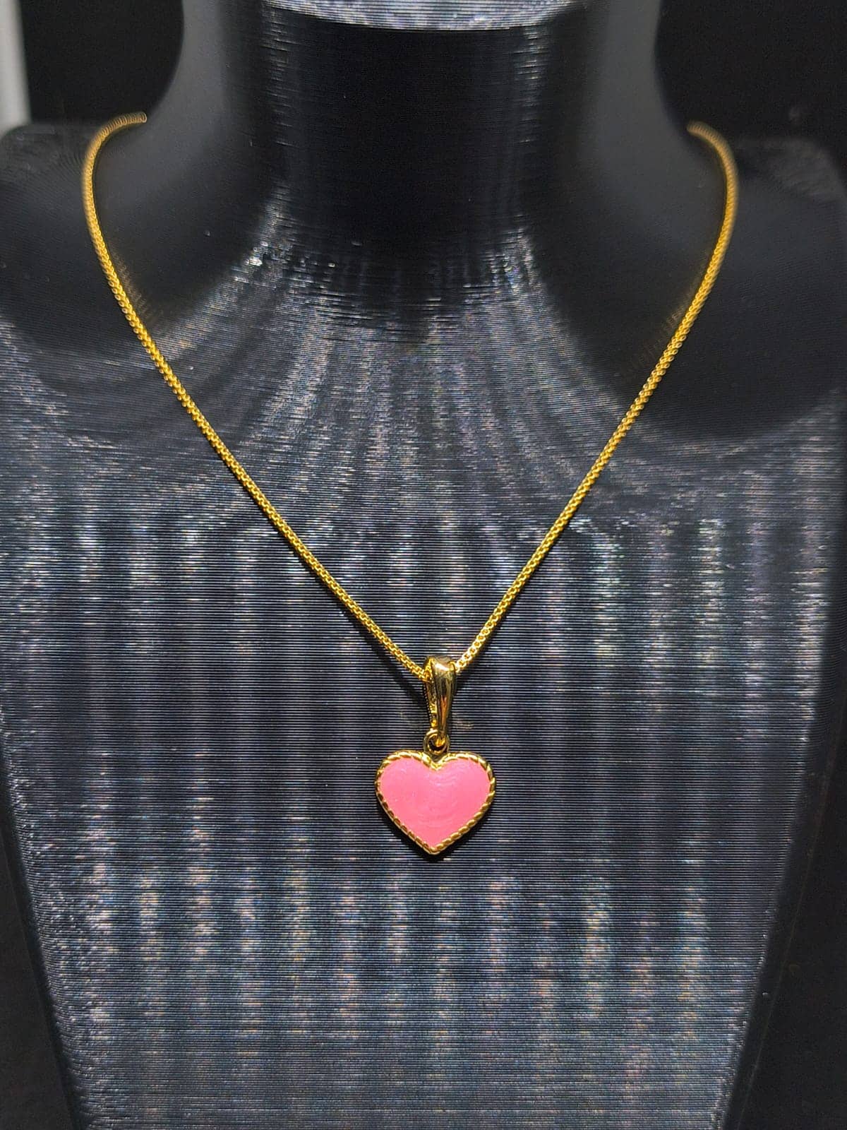 Colar Infantil Pingente Coração Rosa – Elegance