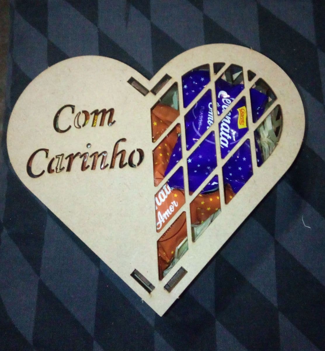 Caixa em mdf com bombons