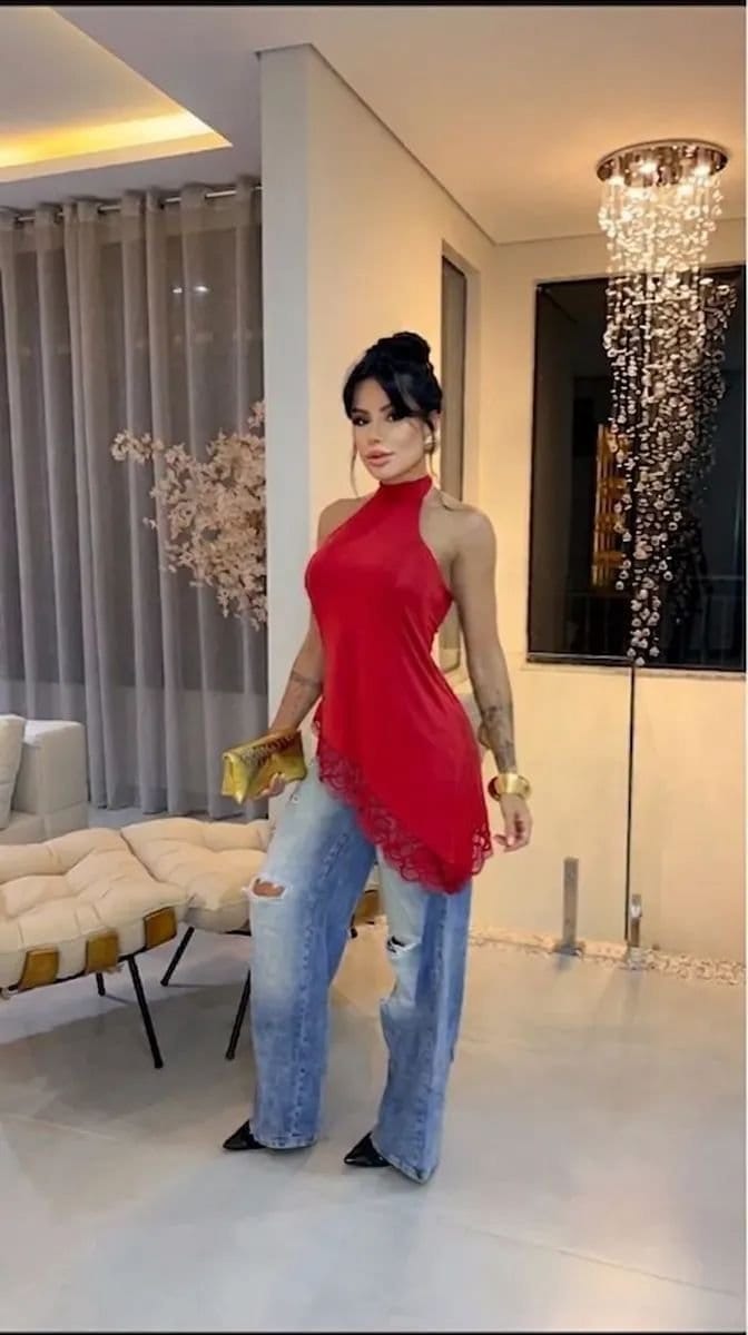 Blusa Feminina Gola Alta Halter Assimétrica Com Bojo E Renda - Foto 3