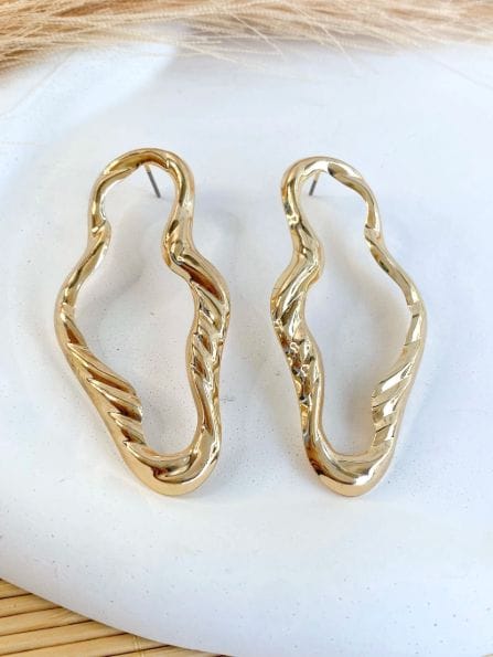 Brinco orgânico folheado a ouro 18k - Foto 1