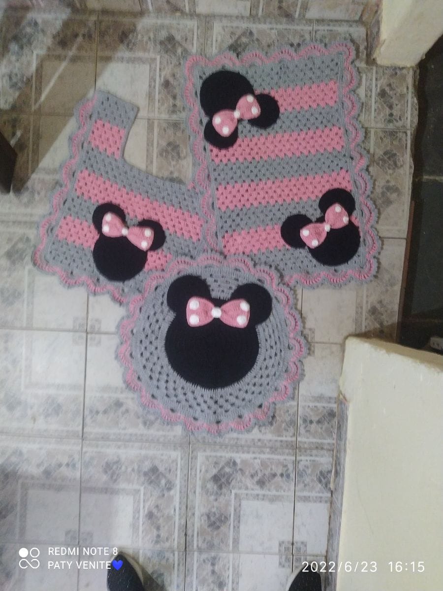 Jogo de Banheiro em Crochê Minnie Luxo – Delicadeza e Charme para Seu Banheiro - Foto 3
