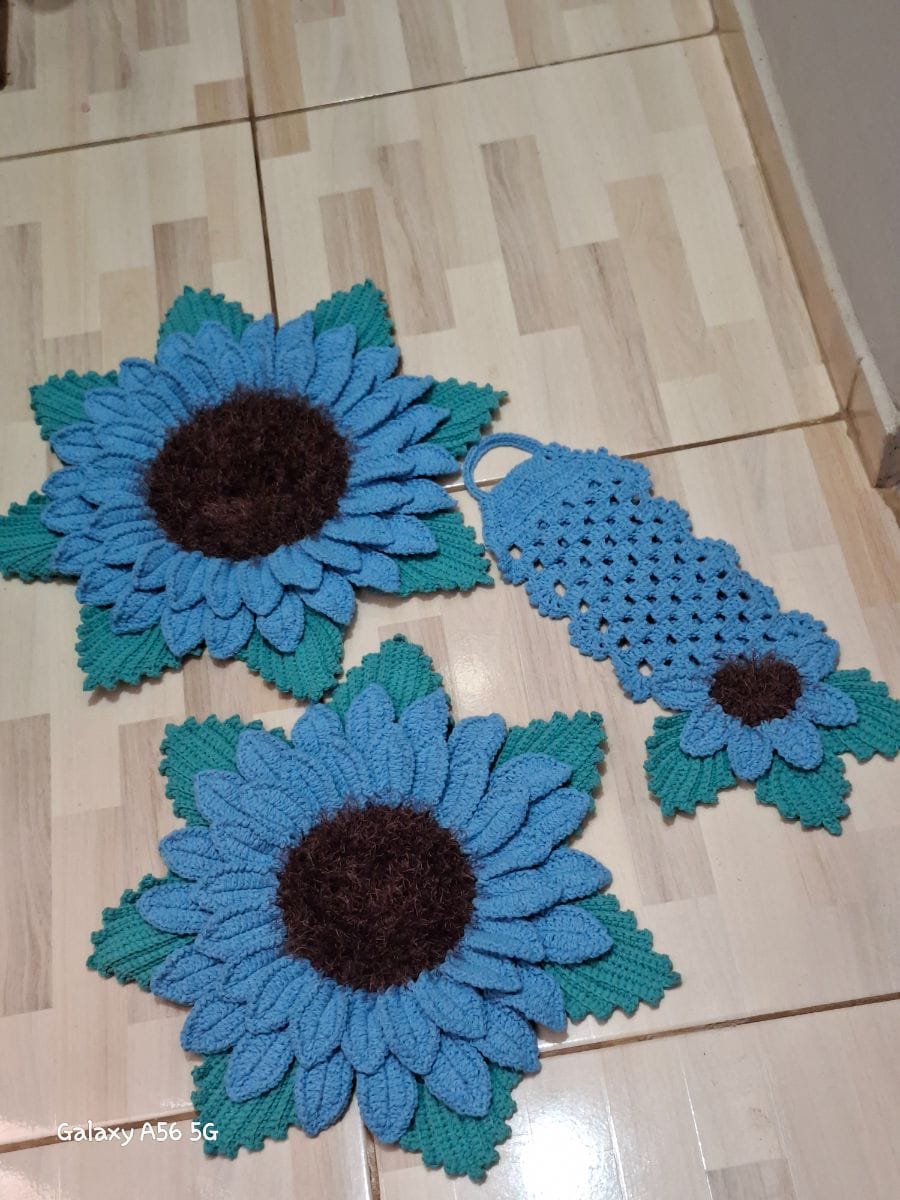 Jogo de Tapete Girassol em Crochê 🌻 - Foto 3