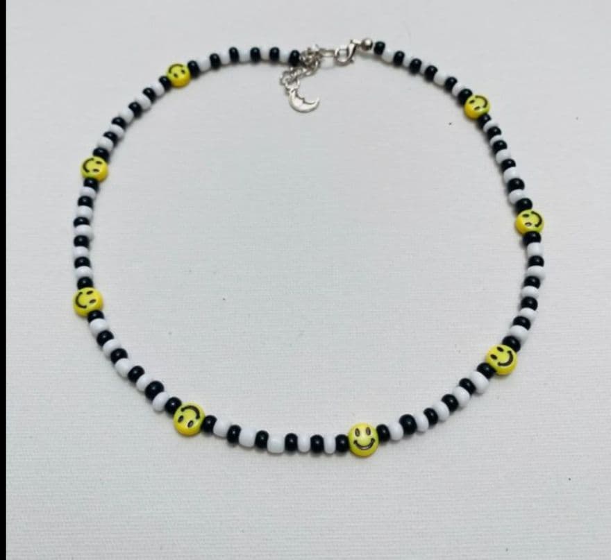 Choker de carinhas