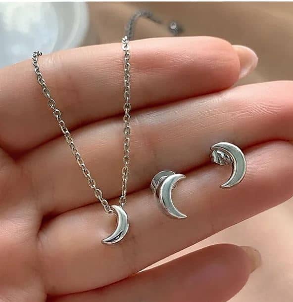 CONJUNTO COLAR E BRINCO LUA BOLEADA PRATA