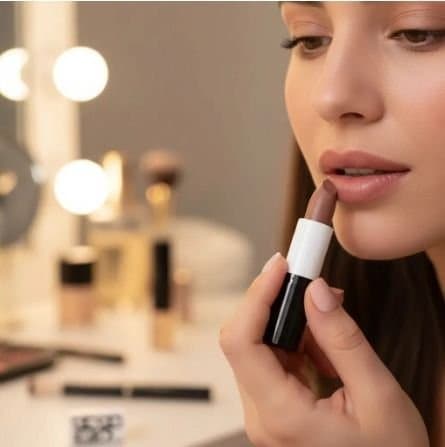 Natura Batom Matte Faces Naked Nude
