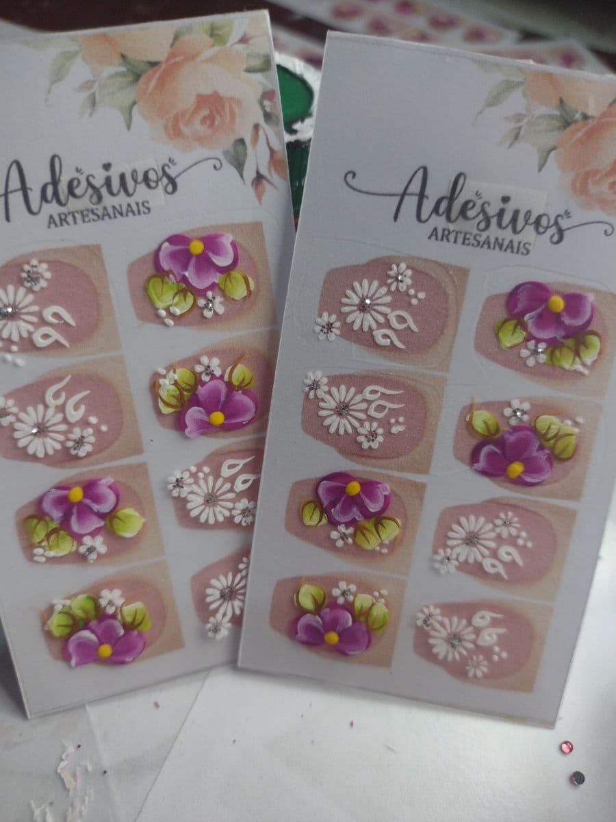 Adesivos flor lilás
