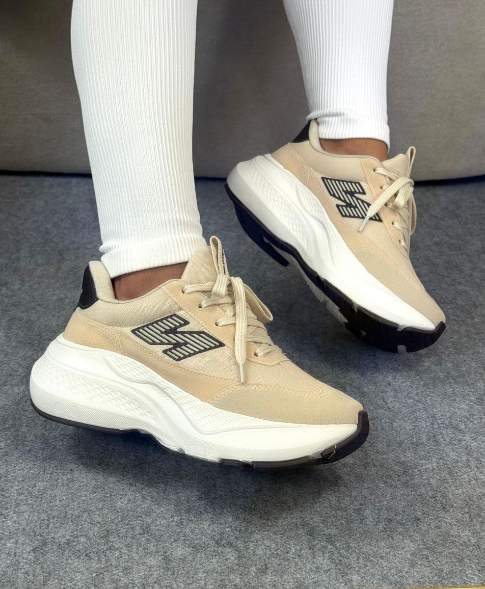 New Balance 520 V9 Premium Off White/Café – Solado EVA | 34 ao 39