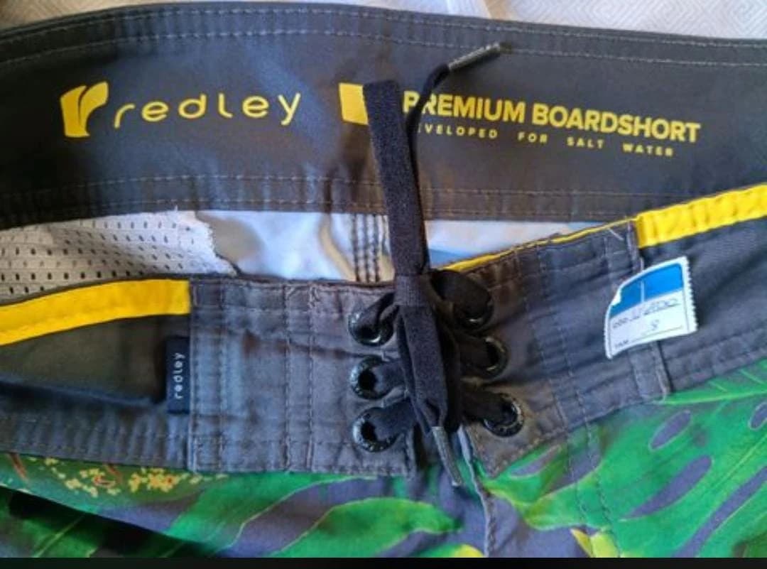 Bermuda Redley 38