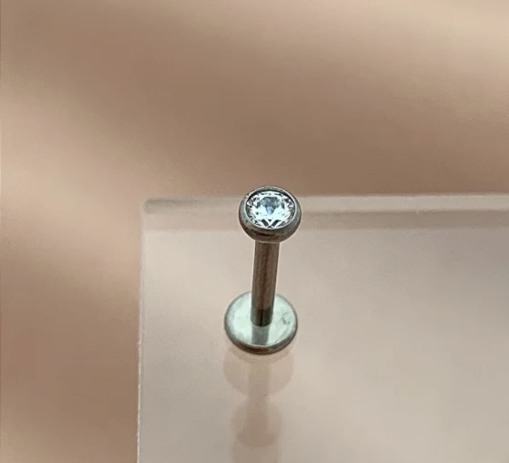 PIERCING AUSTRALIANO / TRÁGUS / CARTILAGEM PONTO DE LUZ G 1676276